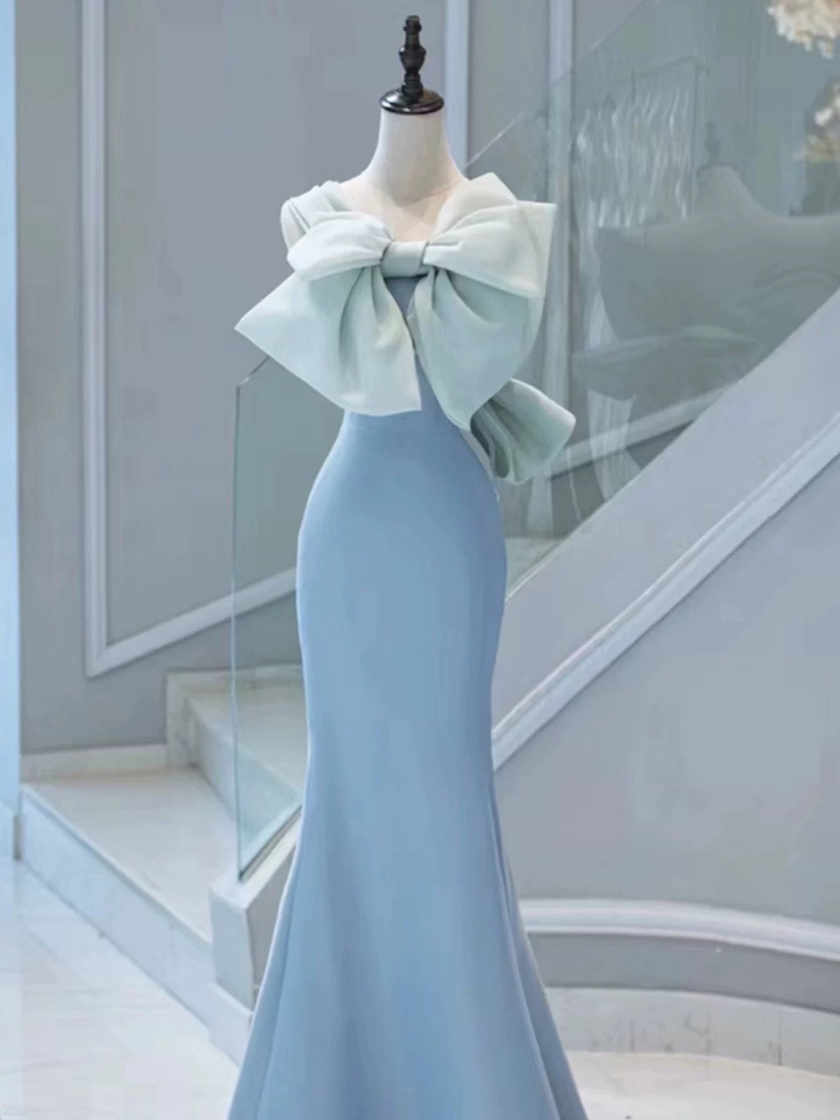 Elegant Mermaid Satin Blue Long Prom Dresses With Bow-knot Party Dress - View 2 | VelvetHem