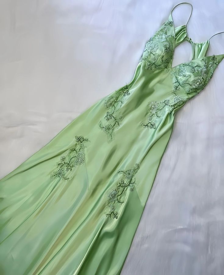 Pretty Mermaid V Neckline Green Satin Backless Evening Dress Prom Dresses With Beads
