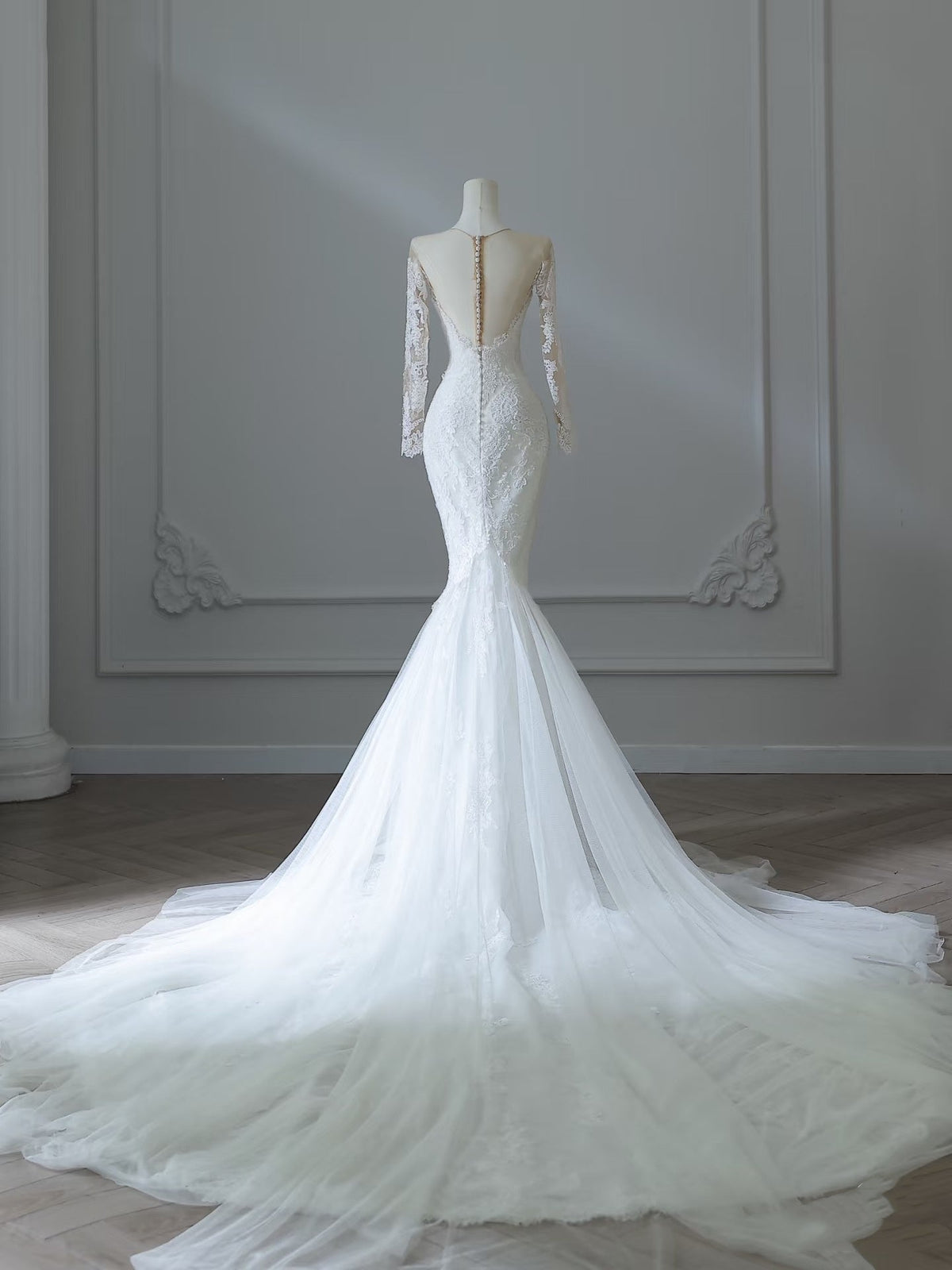Unique Mermaid Scoop Neckline Long Sleeves Wedding Dresses White Brides Dress - View 4 | VelvetHem