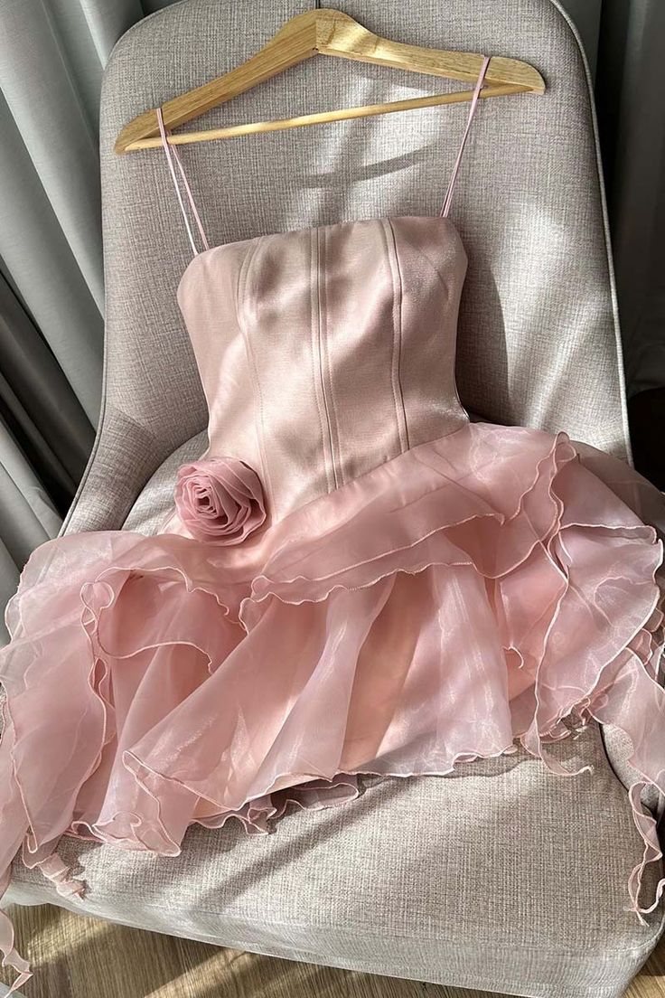 Spaghetti Straps Sleeveless Floral Tulle Satin A-Line Mini Homecoming Dress