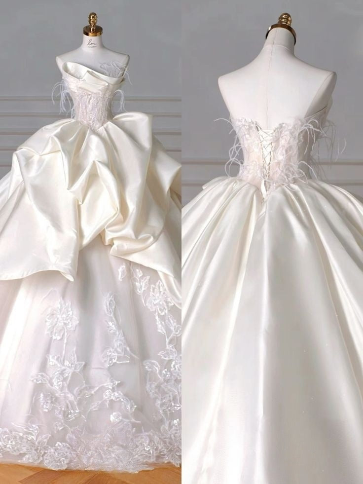 Vintage Ball Gown Strapless Satin Tulle Lace Feather Long Wedding Dresses - VelvetHem