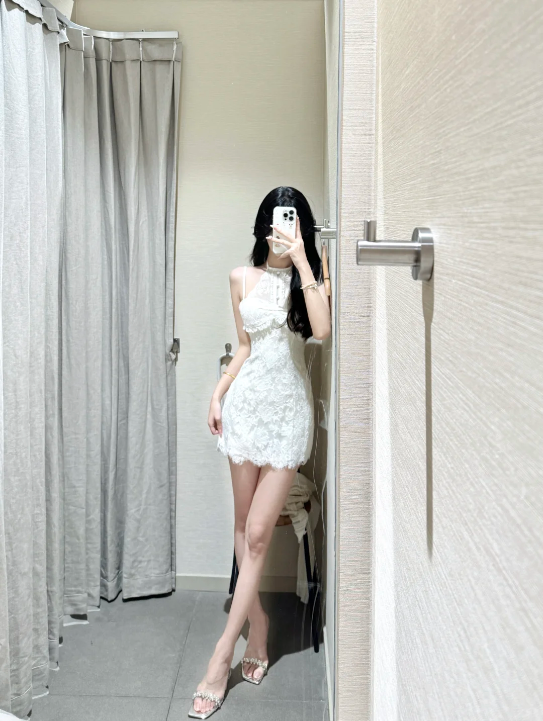 Elegant A Line Halter Lace Short Homecoming Dress 20th Birthday Outfits - VelvetHem