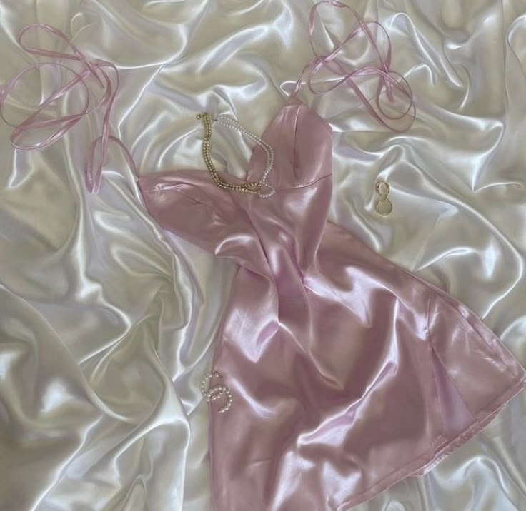 Sweet Pink A Line Spaghetti Straps Satin Short Homecoming Dress 17th Birthday Outfits