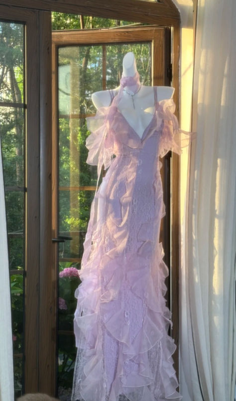 Charming Mermaid Spaghetti Straps Satin Ruffle Tulle Without Sleeves Long Prom Dress, Evening Dress - View 5 | VelvetHem