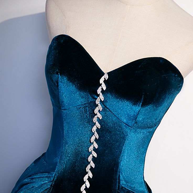 Obessed A Line Sweetheart Velvet Beaded Without Sleeves Long Prom Dress, Evening Dress - View 4 | VelvetHem