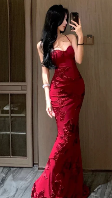 Burgundy Chic Mermaid Spaghetti Straps Satin Lace Long Prom Dress, Evening Dress - VelvetHem