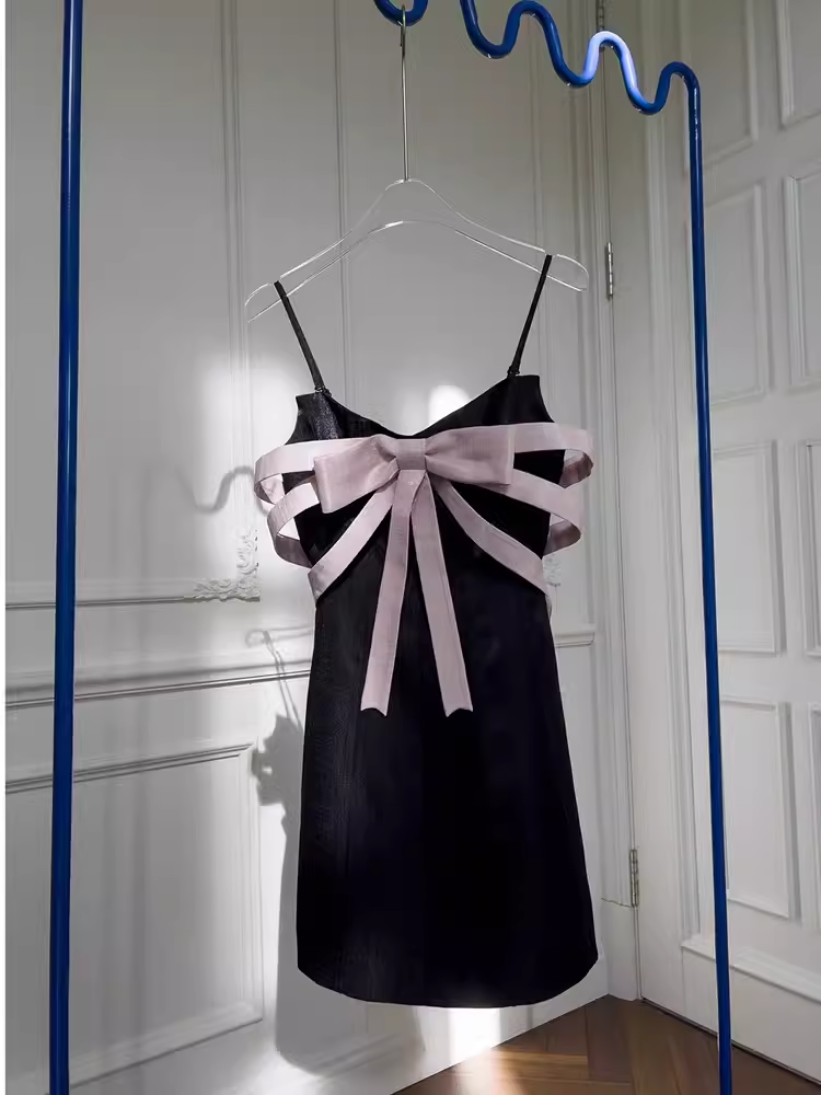 Unique A line Straps Satin Black Homecoming Dress 18th Birthday Outfits - View 3 | VelvetHem