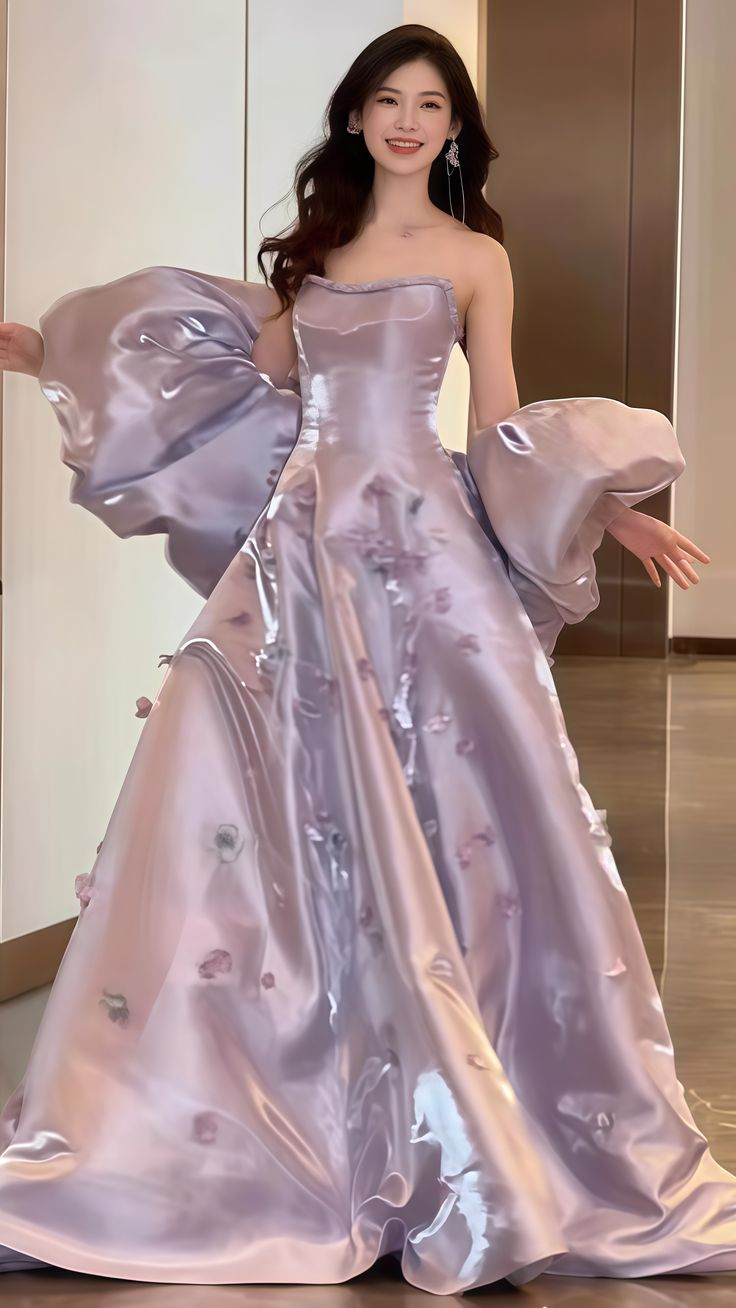 Pretty Lilac Satin Appliques Prom Dress Strapless A-Line Evening Gown Y7903 - VelvetHem