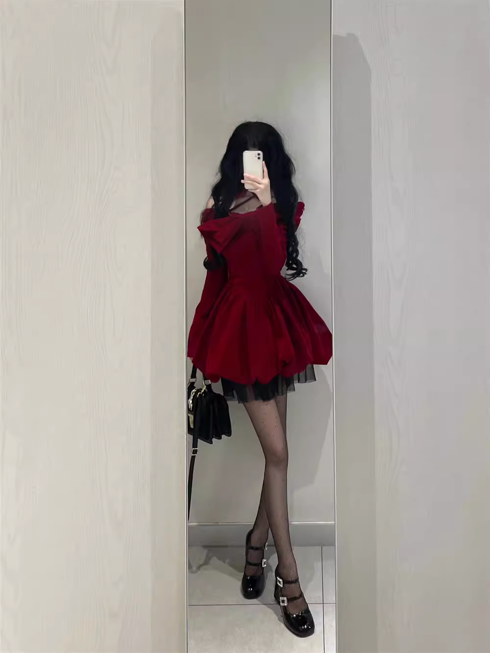Cute Ball Gown Long Sleeves Velvet Red Short Cocktail Dresses Birthday Outfits - VelvetHem