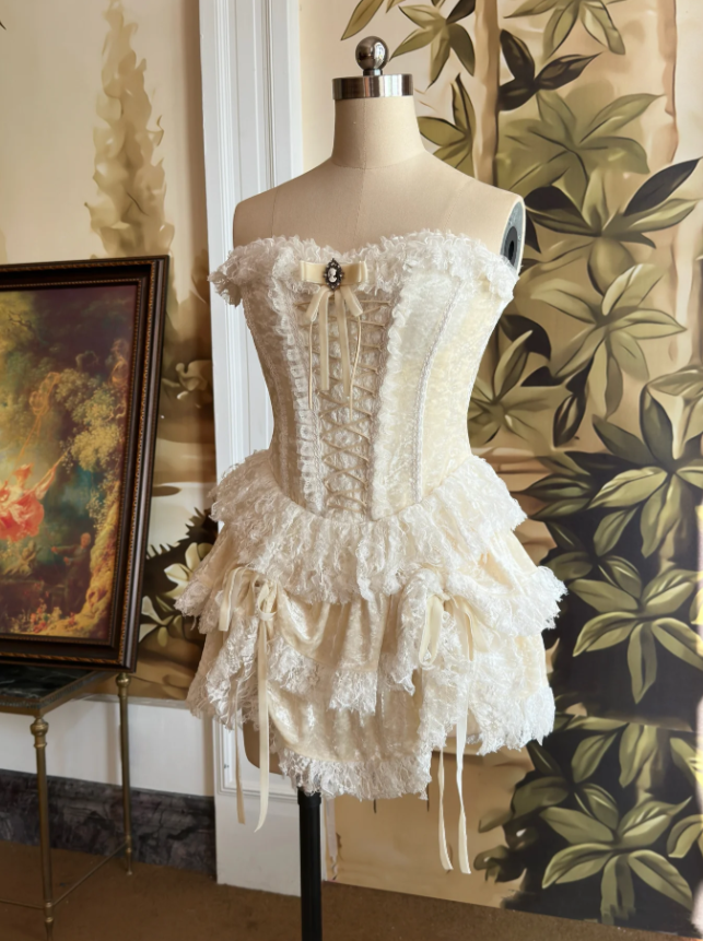 Sweet Sweetheart Neck Light Yellow Lace Layered Short Birthday Dress Formal 8th Grade Homecoming Dress