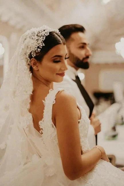 Cap sleeves Ivory Ball Gown Floor length Wedding Dress (ZD15703)