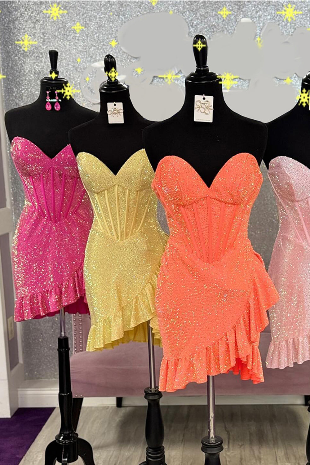 Champagne Beaded Homecoming Dresses Corset Ruffled Short Tight Cocktail Dresses