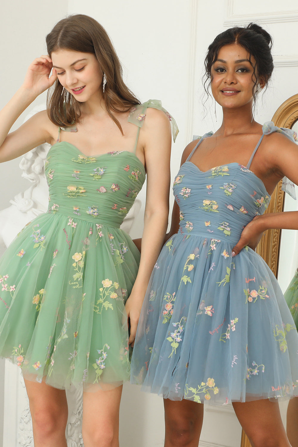 Champagne Homecoming Dresses A-Line Embroidery Short Cocktail Dresses