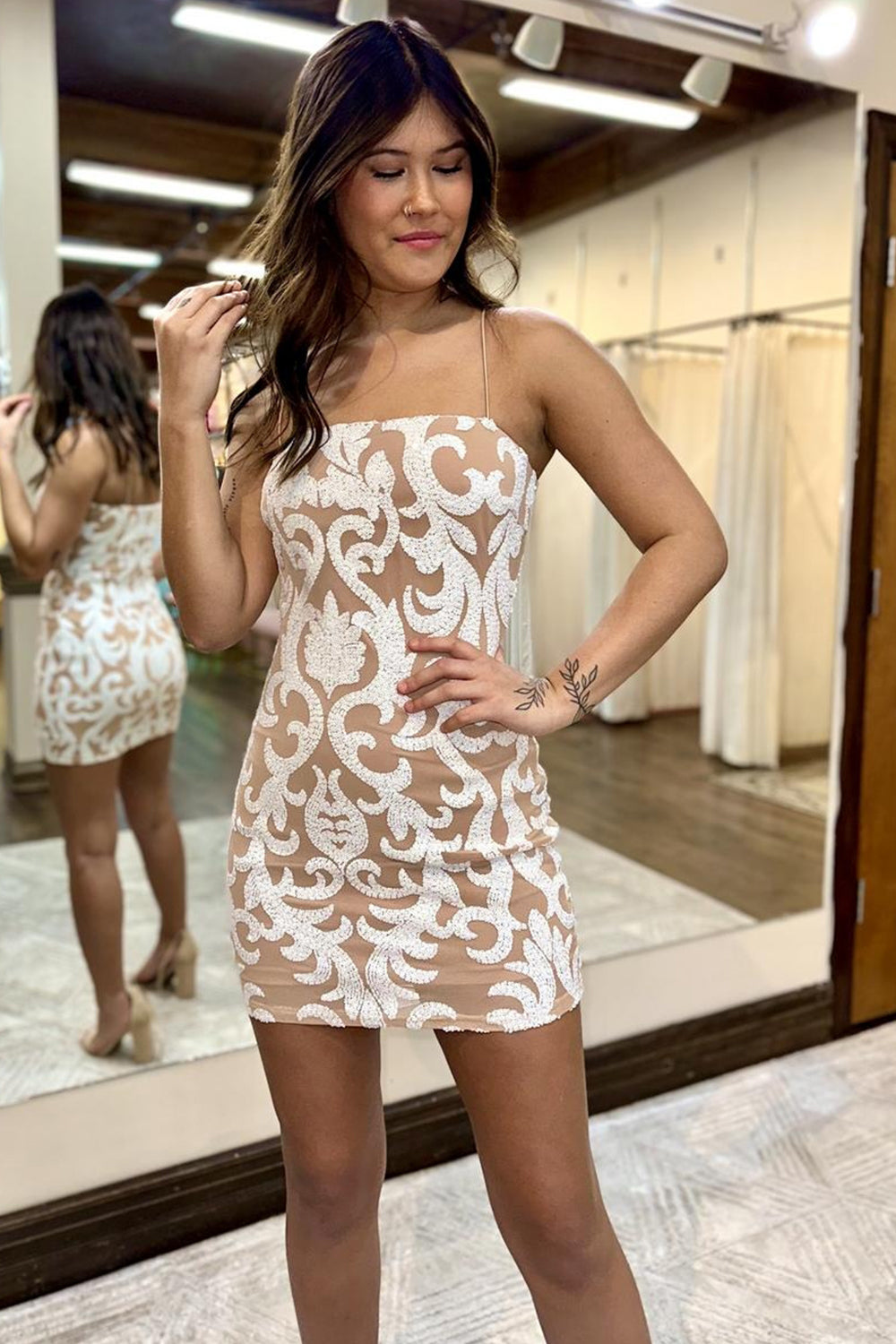 Champagne Homecoming Dresses Sequin Spaghetti Straps Tight Short Cocktail Dresses