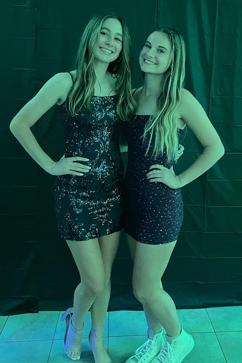 Champagne Homecoming Dresses Sequin Spaghetti Straps Tight Short Cocktail Dresses
