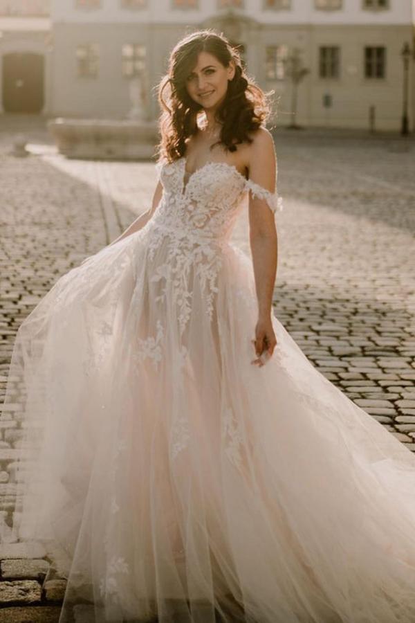 Charming Off The Shoulder Tulle Nude Pink Appliques Beach Wedding Dresses