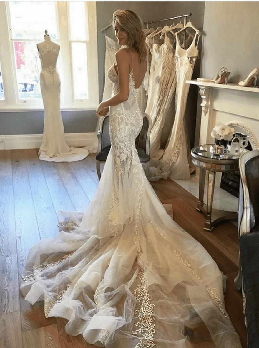 Charming Spaghetti-Strap Mermaid Wedding Dress Lace Zipper Button Tulle Bridal Gowns