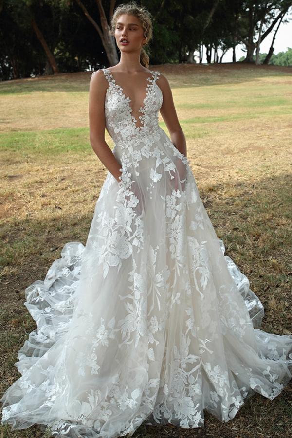 Charming V-Neck Flroal Sleeveless Aline Beach Wedding Dress
