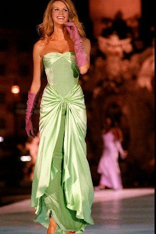 Charming Mermaid Sweetheart Green Long Prom Dress with Ruched - View 3 | VelvetHem