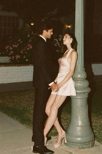 Charming Sheath Halter Neck Light Pink Short Homecoming Dress with Pearls