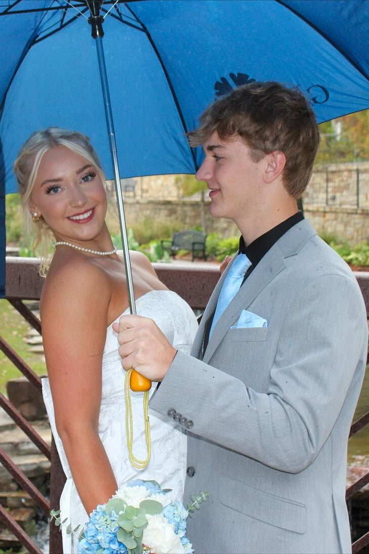 Stunning Sheath Strapless White Short Homecoming Dress with Bowknot
