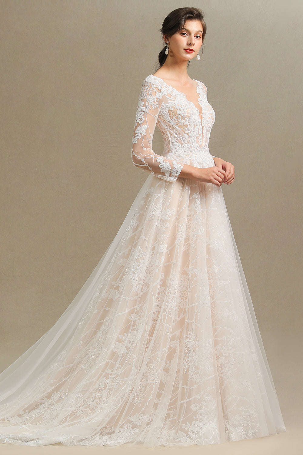Chic A-line Tulle Lace Wedding Dress | Long Sleeves Ivory Bridal Gowns