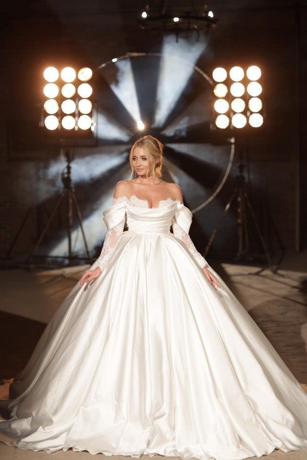 Chic Long Long Off-the-Shoulder Princess Lace Bridal Dress With Long Sleevess