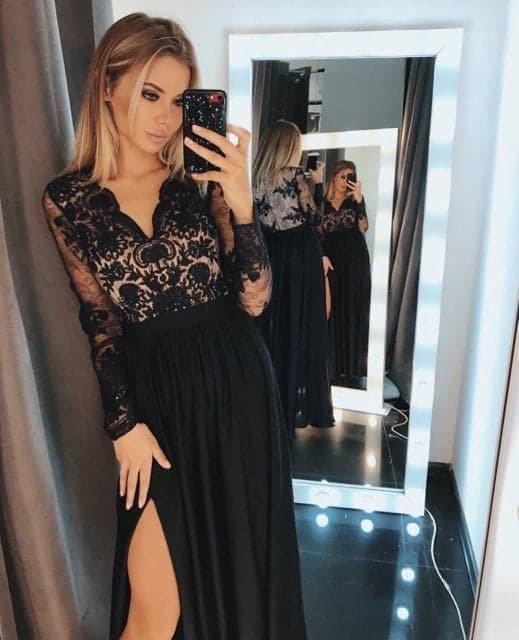 Chic Long Sleeves Black V Neck Lace Side-Split Prom Dresses