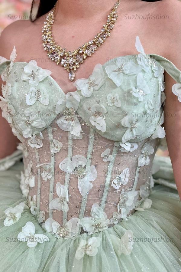 Chic & Modern Ball Gown Off Shoulder Sleeveless Pleated 3D Butterflies Appliques Big Bow Knot Mint Green Tulle Quinceanera Dress Birthday Party Dress For Sweet 16