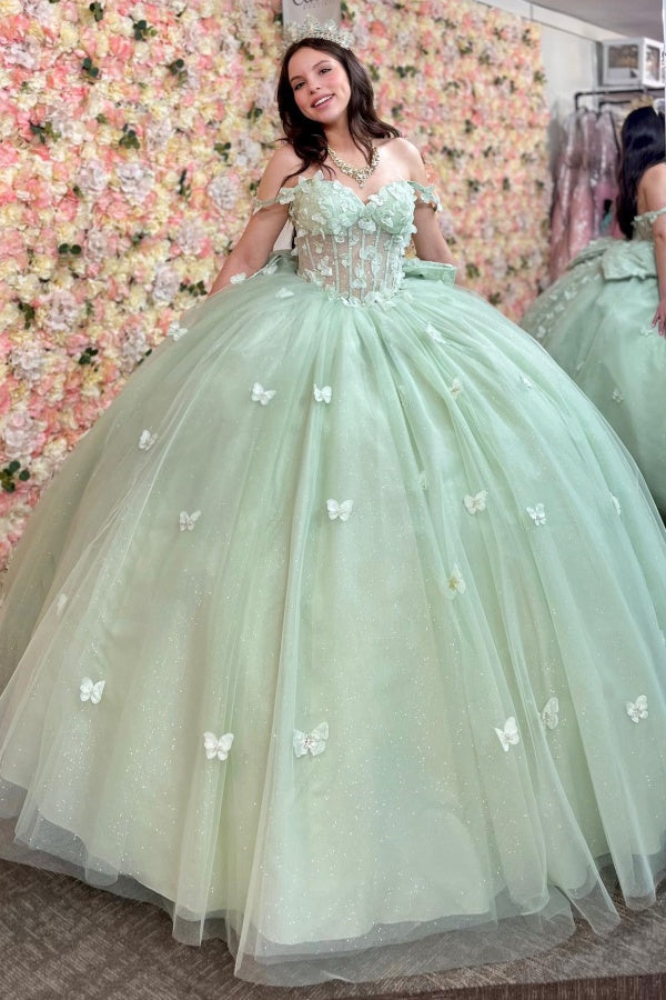 Chic & Modern Ball Gown Off Shoulder Sleeveless Pleated 3D Butterflies Appliques Big Bow Knot Mint Green Tulle Quinceanera Dress Birthday Party Dress For Sweet 16