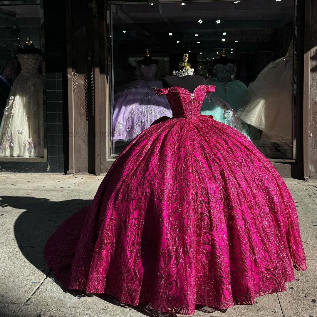 Chic & Modern Ball Gown Off Shoulder Sweetheart Neck Hot Pink Tulle Quinceanera Dress Princess Evening Party Gown For Sweet 16 Dress