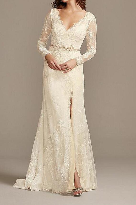 Country Plus Size A-Line Wedding Dress V-neck Lace Satin Long Sleeve Bridal Gowns