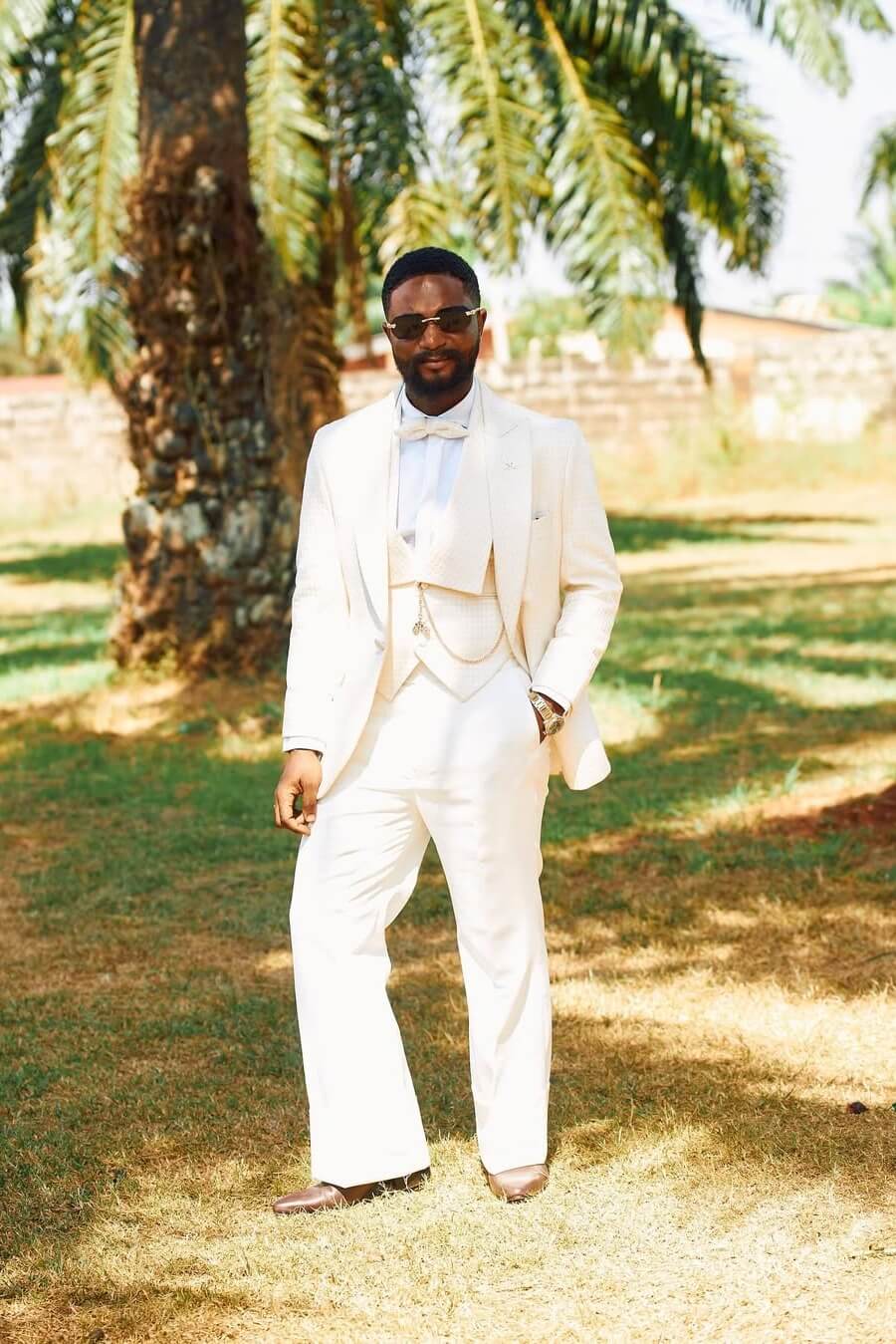 Cream White Wedding Suit Peak Lapel Stuffed Slanted Square Patterned jacquard Prom Suit