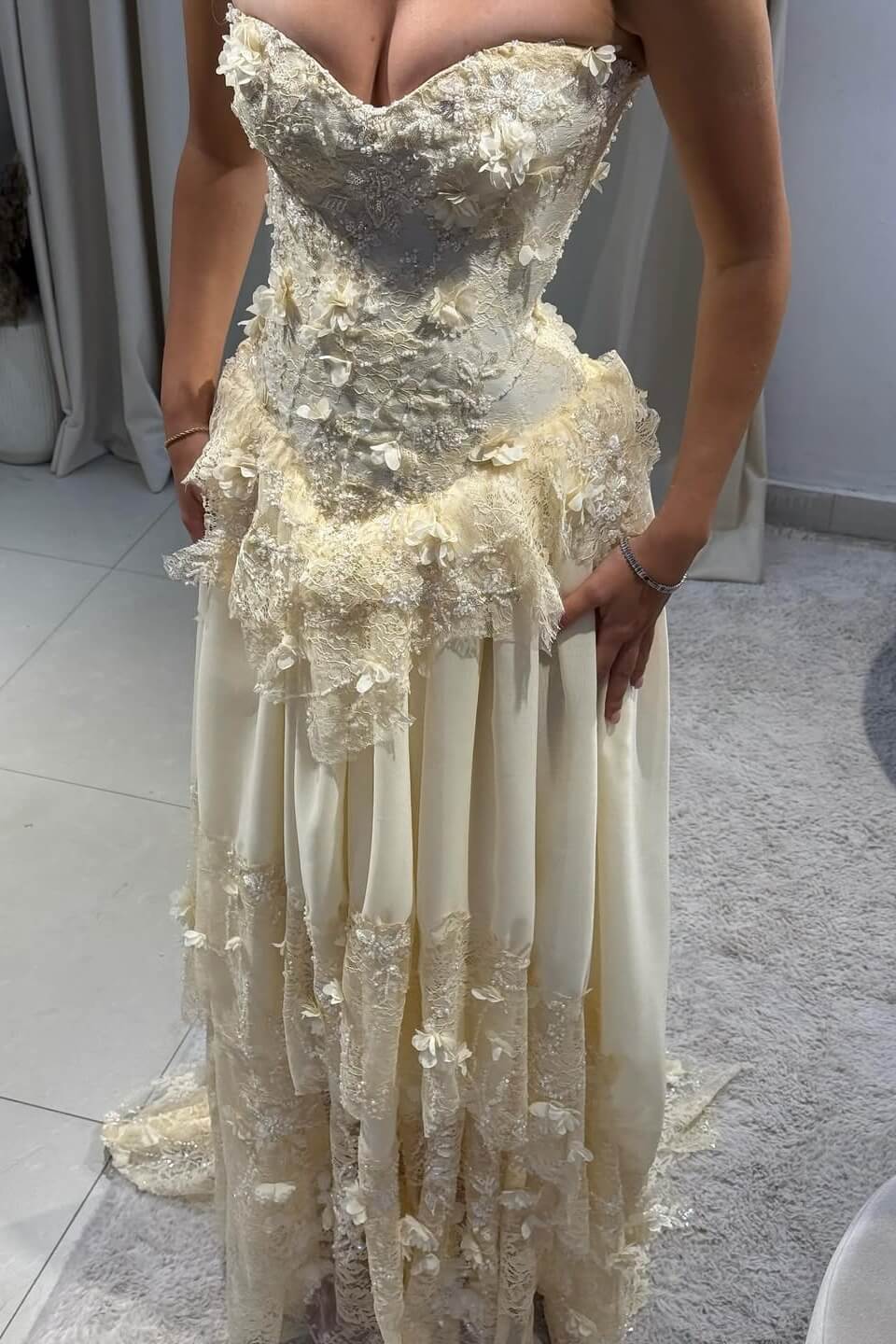 Vintage Yellow A-line Lace Train Prom Dress Evening Dress - View 7 | VelvetHem