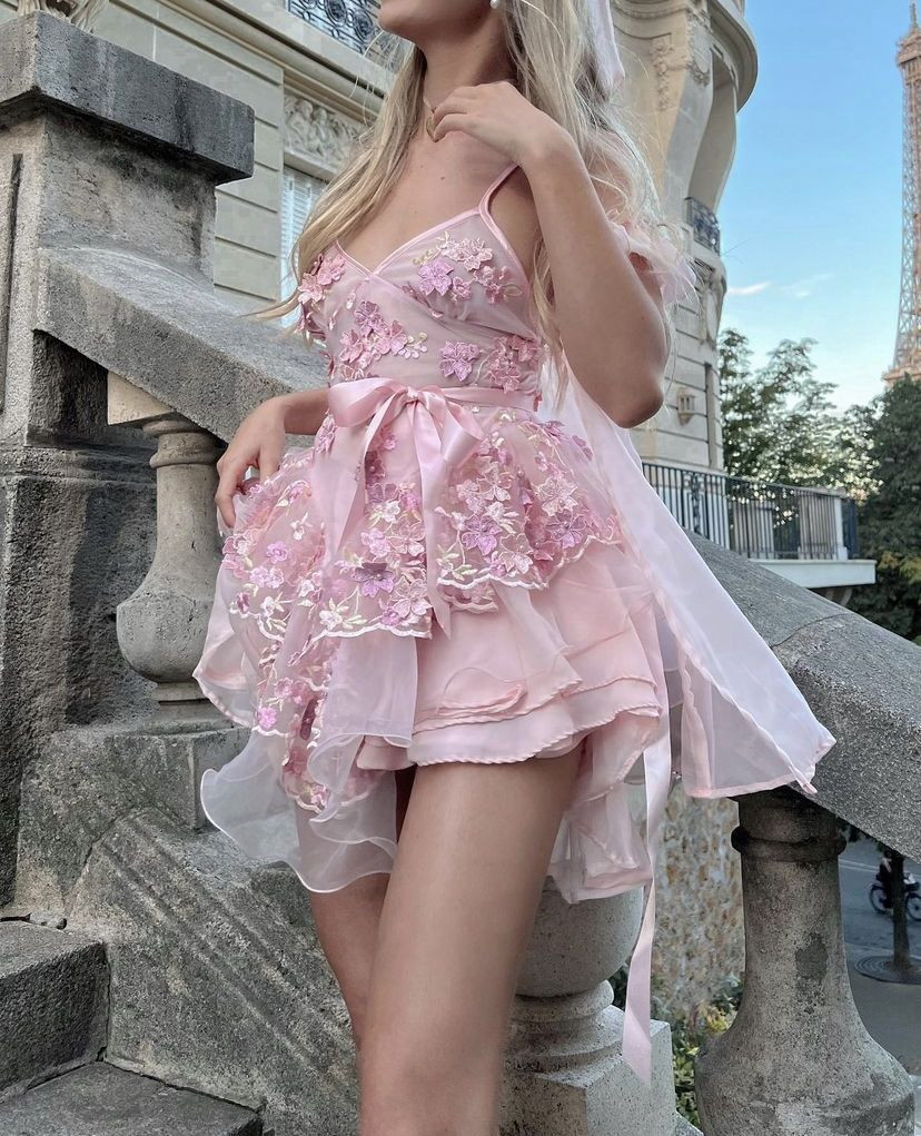 Classy Spaghetti Straps V Neck Pink Lace Appliques Formal Short Homecoming Dress Birthday Outfits - View 2 | VelvetHem