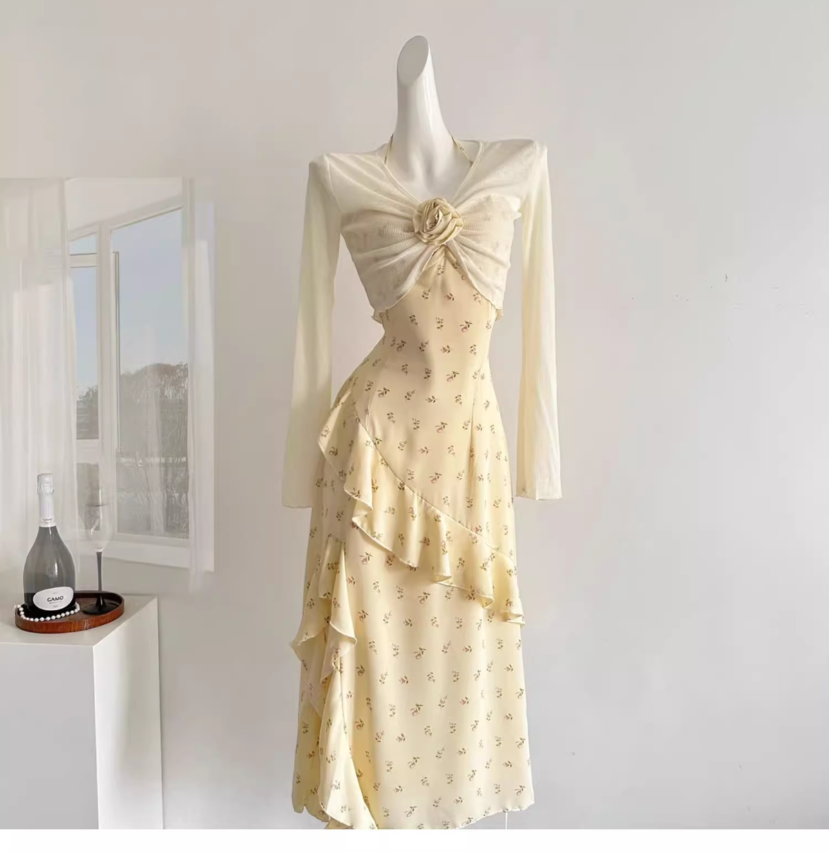 Sweet Slit Irregular Yellow Floral Vacation Dress Two-Piece - View 3 | VelvetHem