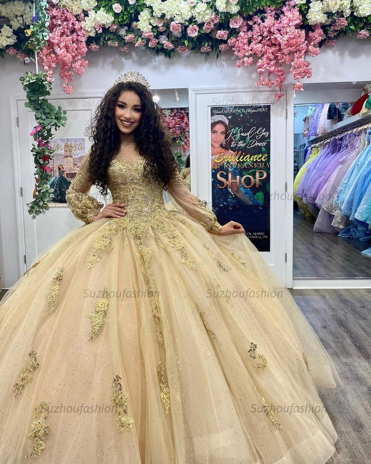Elegant & Glamorous Ball Gown Off Shoulder Long Sleeves Lace Appliques Beaded Tulle Quinceanera Dress Formal Evening Party Princess Gown For Sweet 16