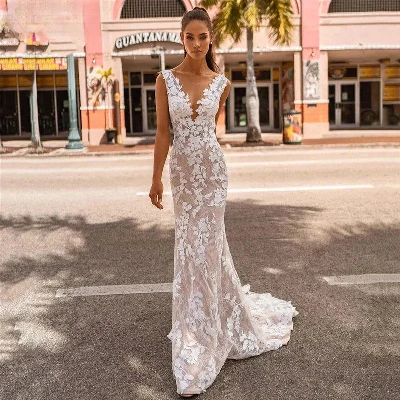 Elegant Lace Mermaid Vestidos De Novia Beach Open Back Sleeveless Wedding Dresses Appliques Vestido De Noiva (ZD13285) - VelvetHem