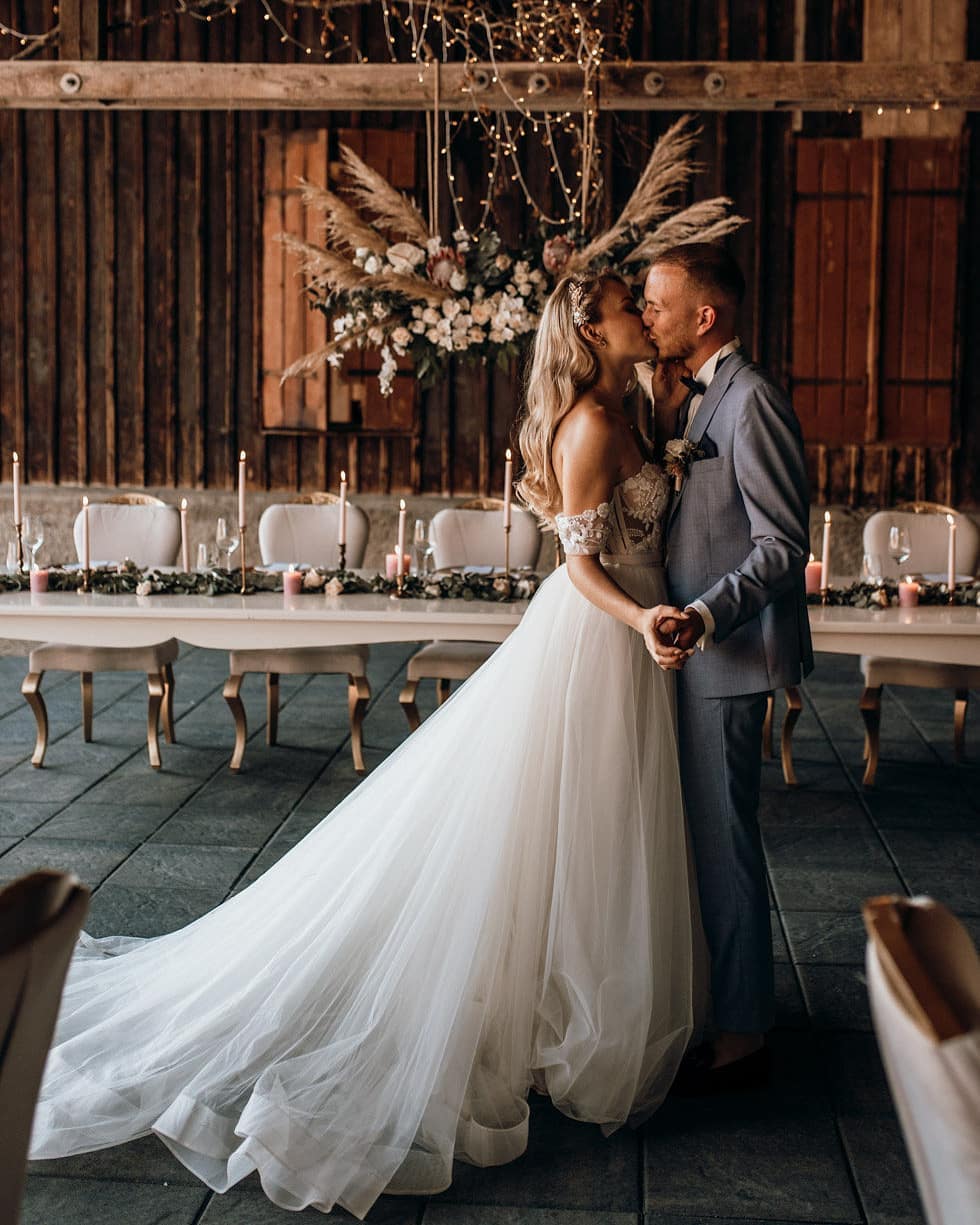 Elegant Strapless Illusion A-Line Beach Wedding Dress with Lace