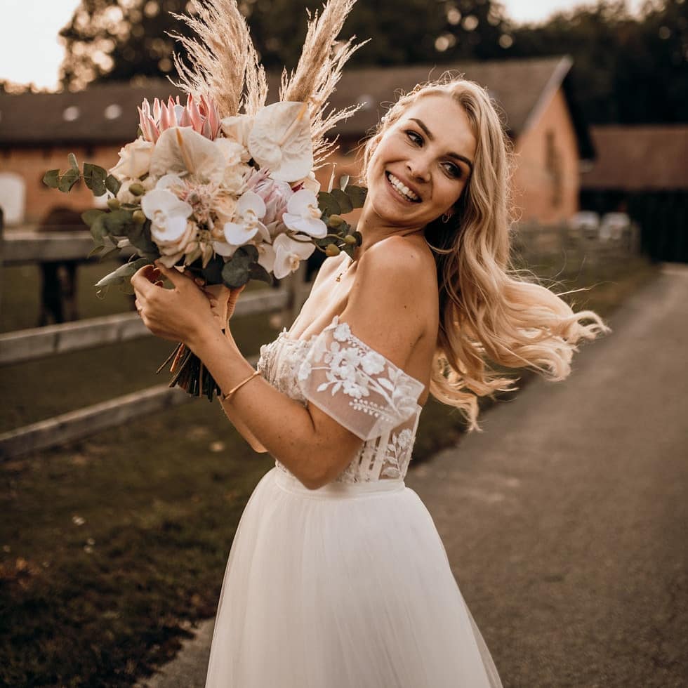 Elegant Strapless Illusion A-Line Beach Wedding Dress with Lace