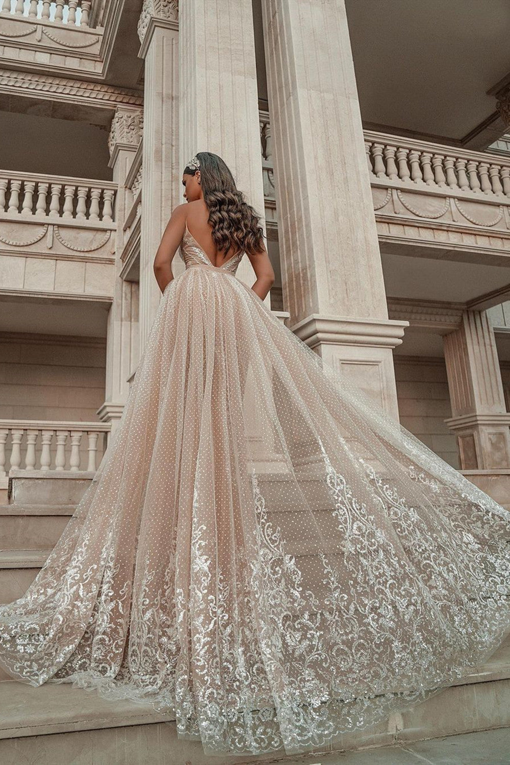 Elegant Strapless Tulle Nude Pink Sequins Beach Wedding Dresses With Detachable Skirt
