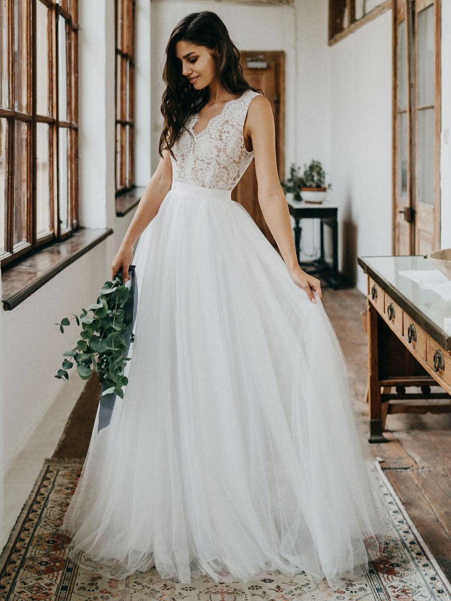 Elegant V Neck Tulle White Lace Sleeveless A-Line Beach Wedding Dresses