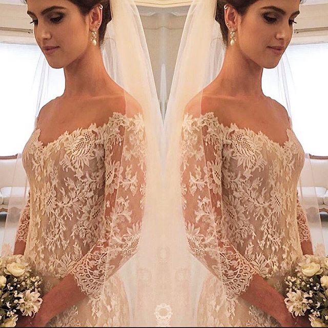 Elegant V-neck Lace Wedding Dresses 3/4 Sleeves Tulle Sheath Wedding Gown