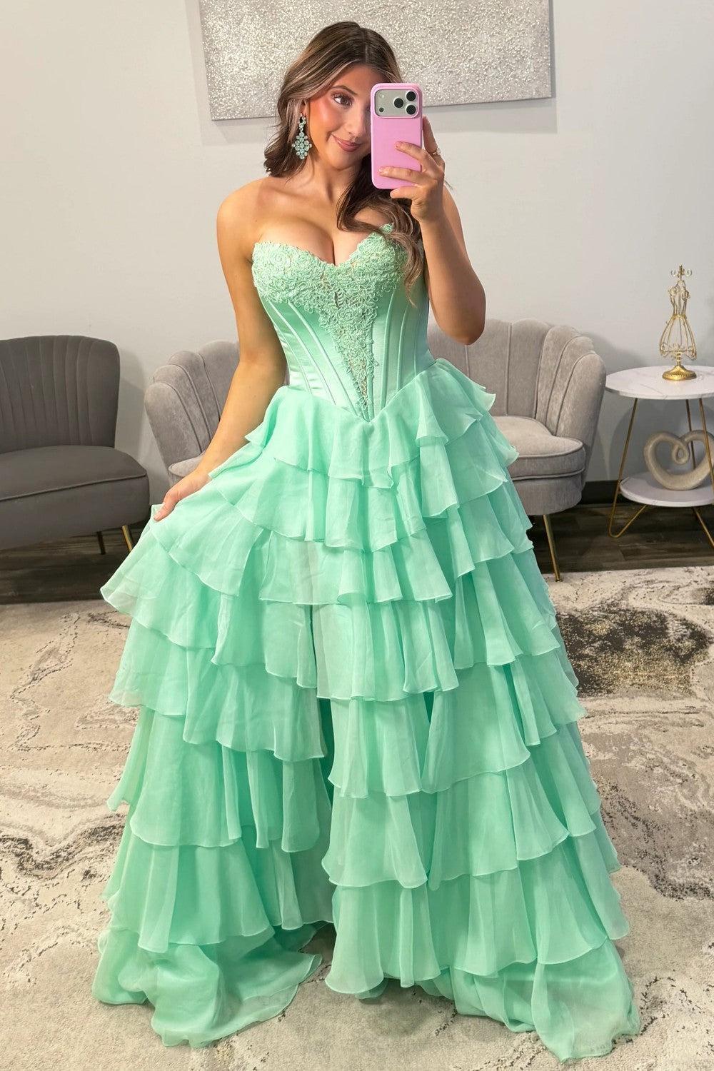 Suzhoufashion Emerald Green Sweetheart Corset Prom Dress With Tiered Ruffles And High Slit Formal Evening Gown