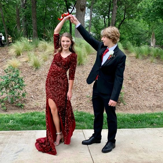 Shiny Burgundy Sequins Long Prom Dress With Split - VelvetHem