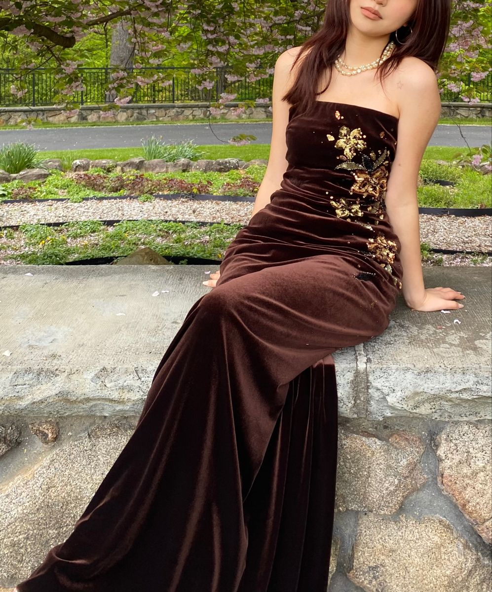 Vintage Strapless Brown Velvet Sequin Beaded Mermaid Party Dress Long Wedding Guest Dress - VelvetHem
