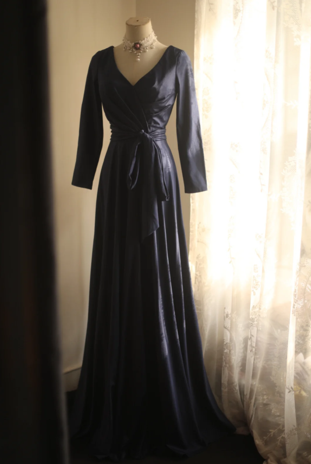 Elegant V Neck Navy Blue Satin Mermaid Long Wedding Guest Dress Formal Birthday Evening Dress - View 3 | VelvetHem