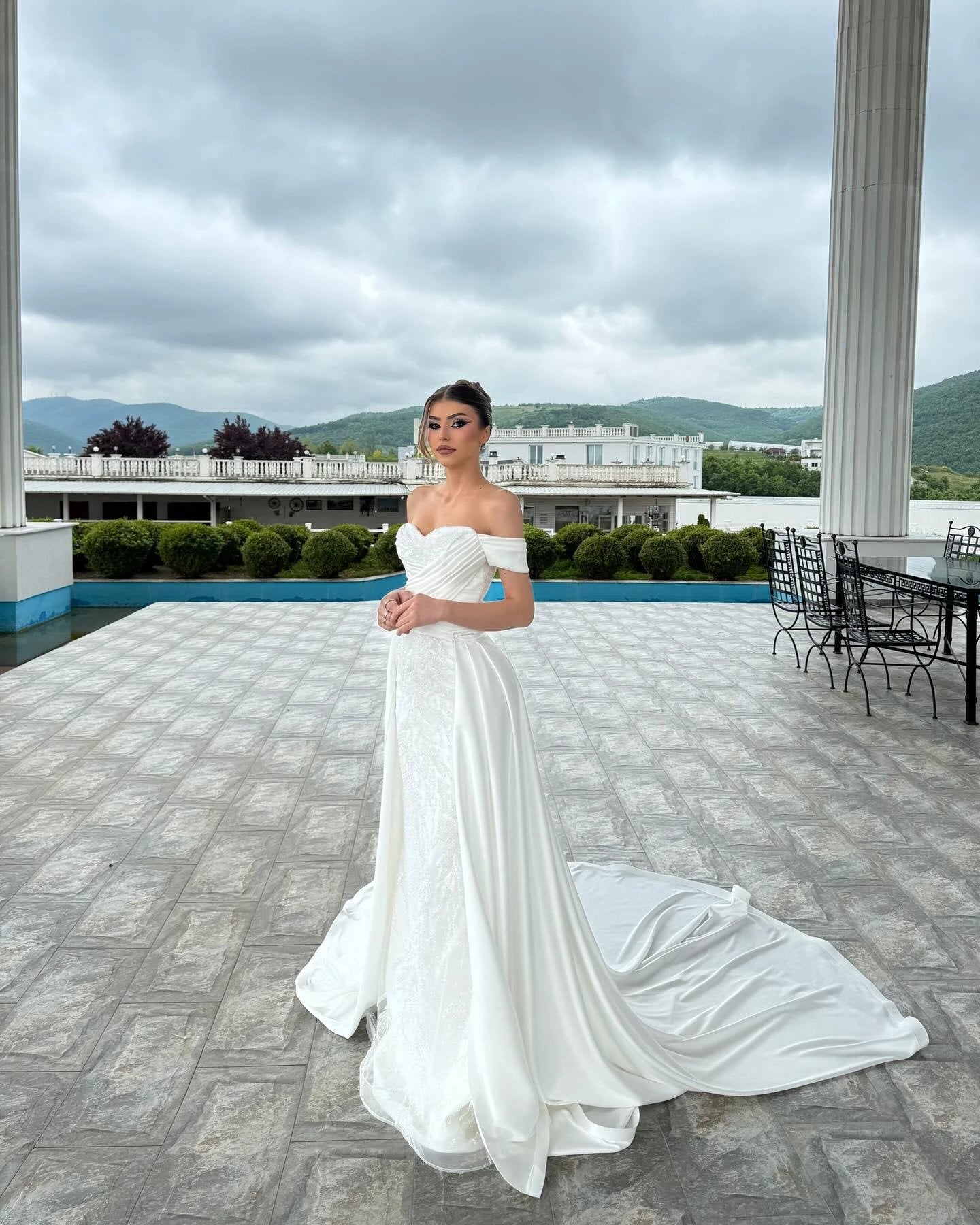 Fabulous A-Line Off-The-Shoulder Sleeveless Appliques Lace White Wedding Dresses (ZD15578)