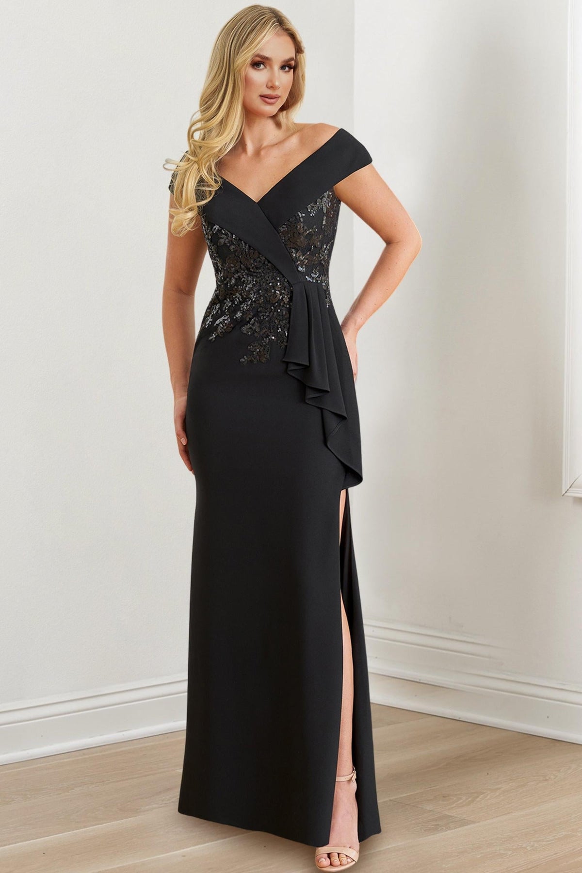 Long V Neck Sheath Column Gowns for Mothers of the Bride