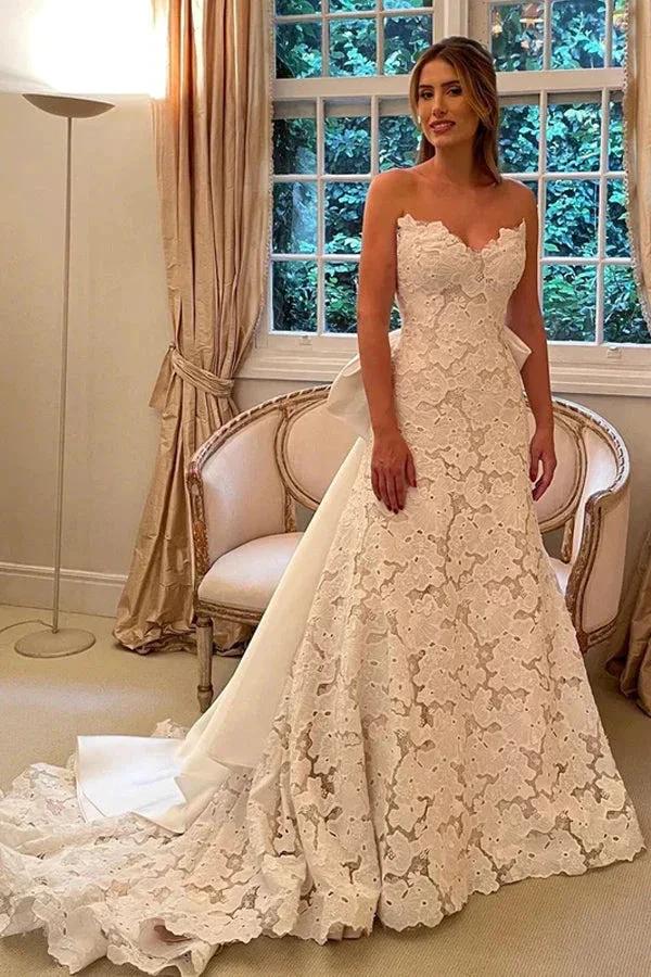 Floral Lace Strapless A Line Boho Ivory Wedding Dress with Satin Bowtie (ZD16180) - VelvetHem